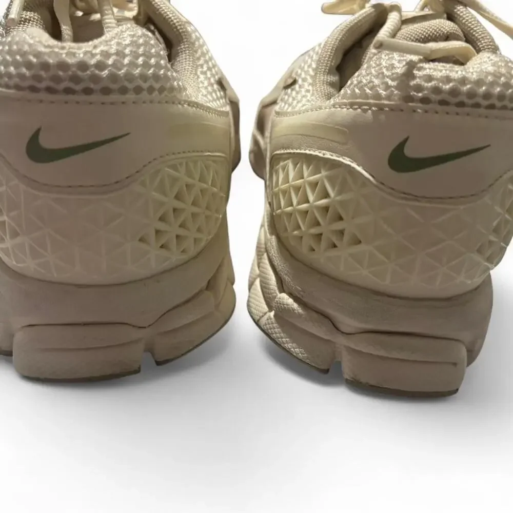 Nike air zoom vomero 5